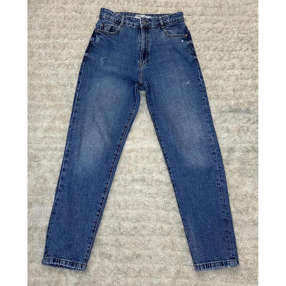 Zara medium wash distressed 90's retro high rise straight leg mom jeans Size 6
